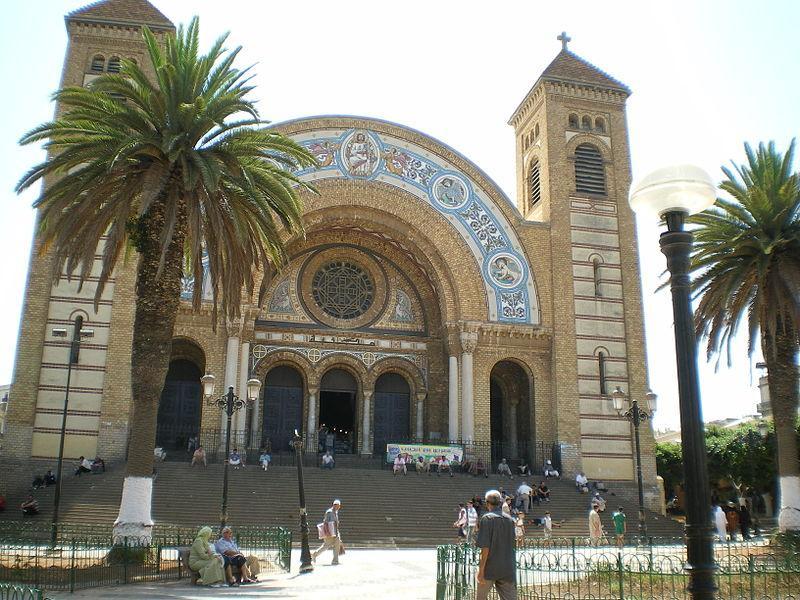 Cathédrale_Oran  Consulat d'Algérie à Créteil